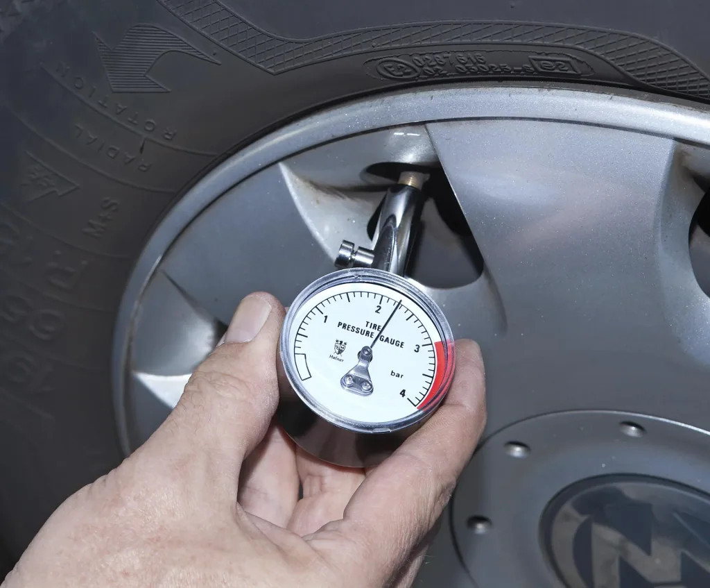 Tire pressure gauge