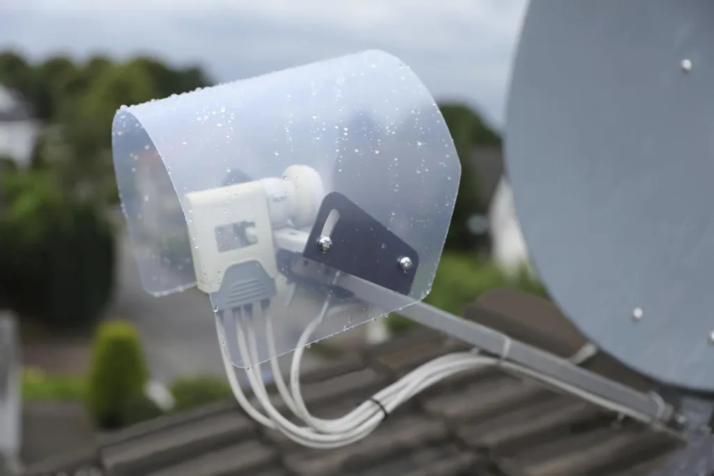 Rain and UV protection for LNBs of satellite systems