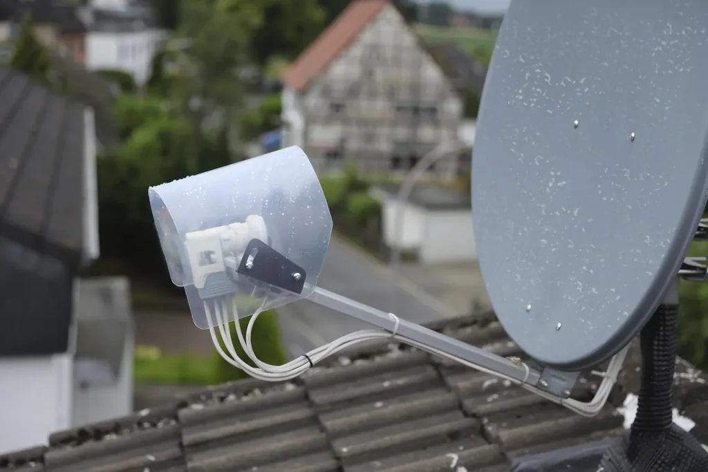 Rain and UV protection for LNBs of satellite systems