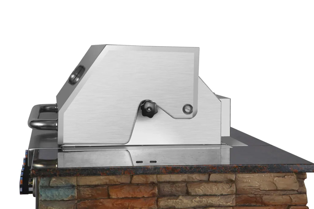 Outdoor Built-In Grill Kitchen