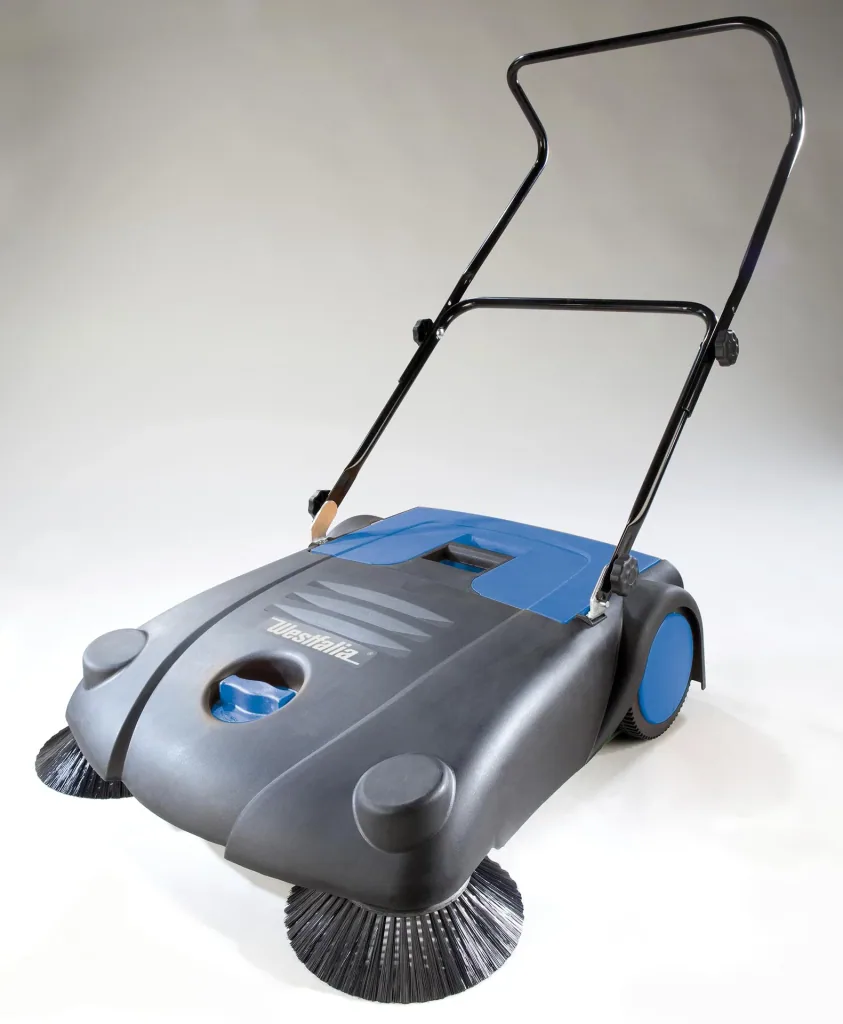 Sweeper, 70 cm working width, 14 litre dirt container