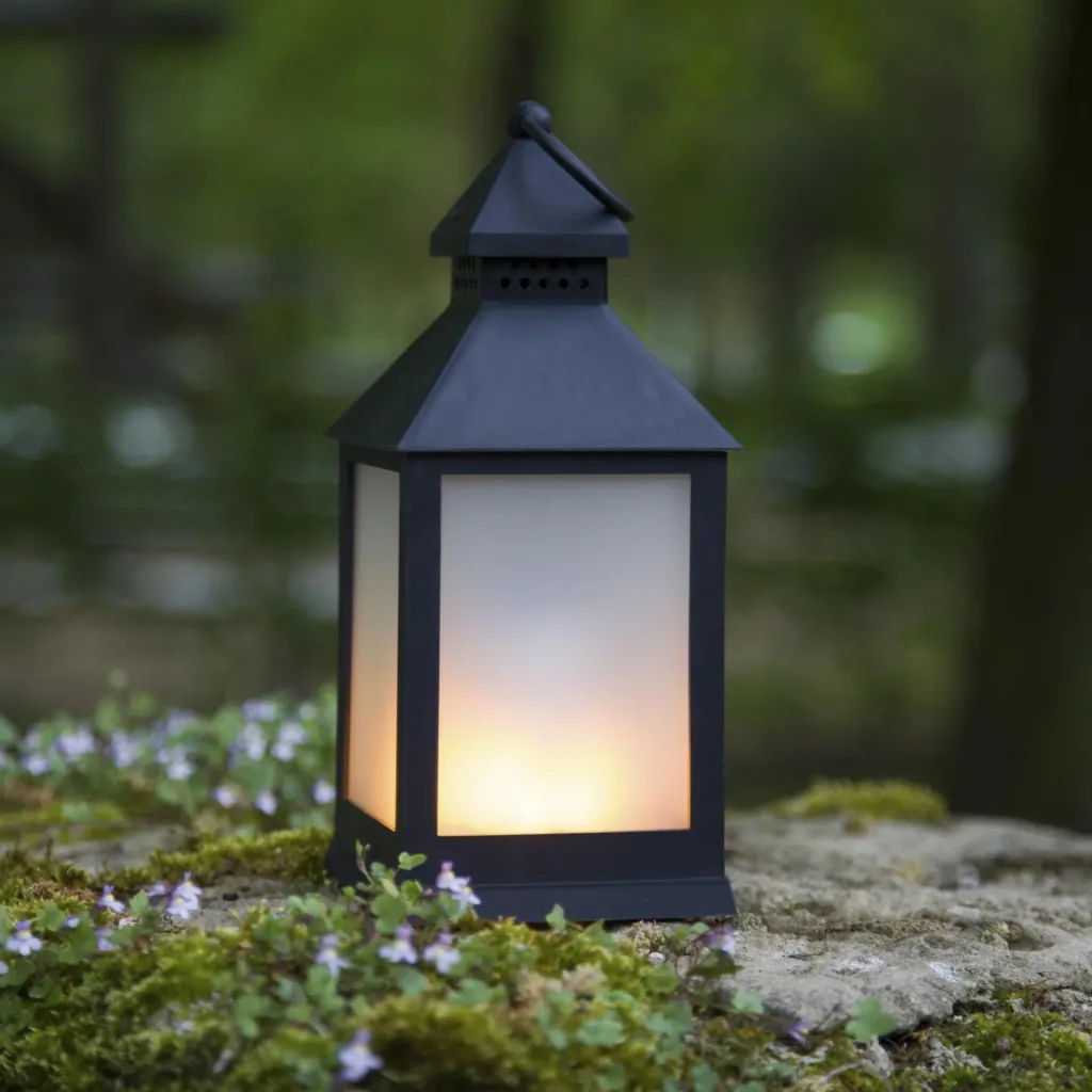 LED lantern with flame effect, 23 cm