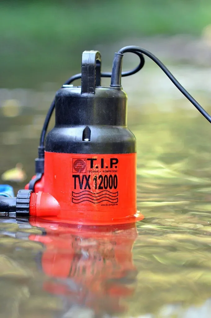 Dirty water submersible pump TVX 12000, up to 10,800 l/h flow rate