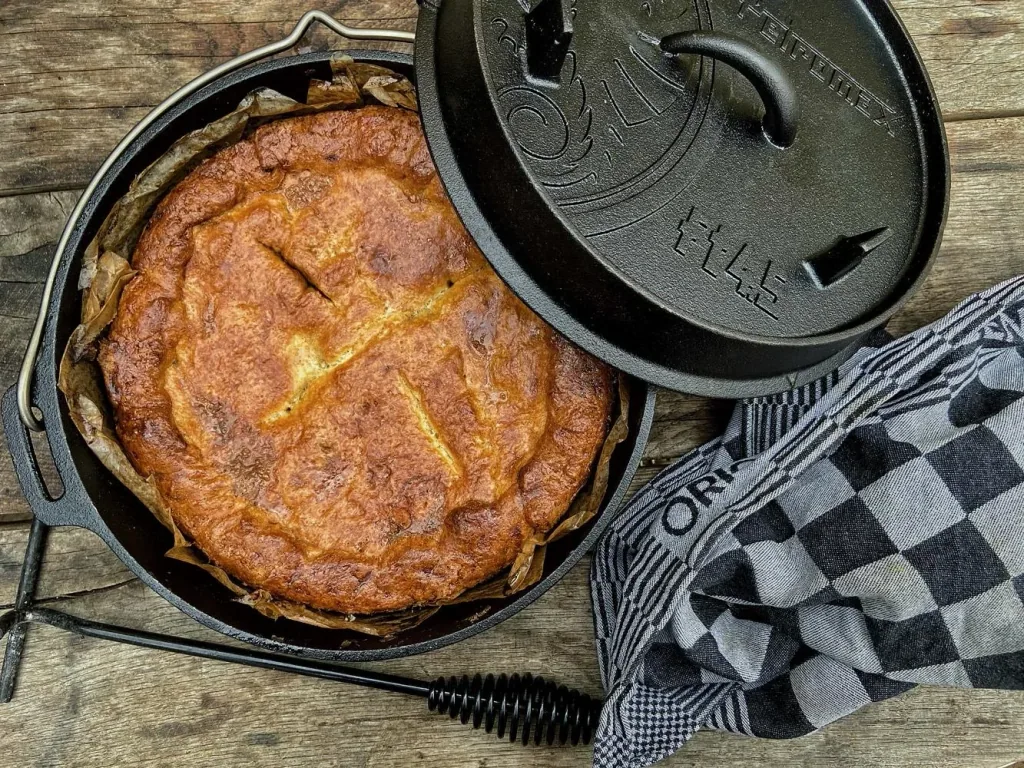 Dutch oven 4.5 flat bottom (without feet)