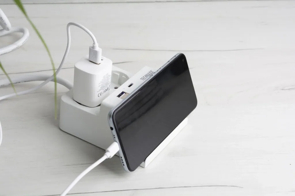 Table socket with USB-A and smartphone holder, 2-way
