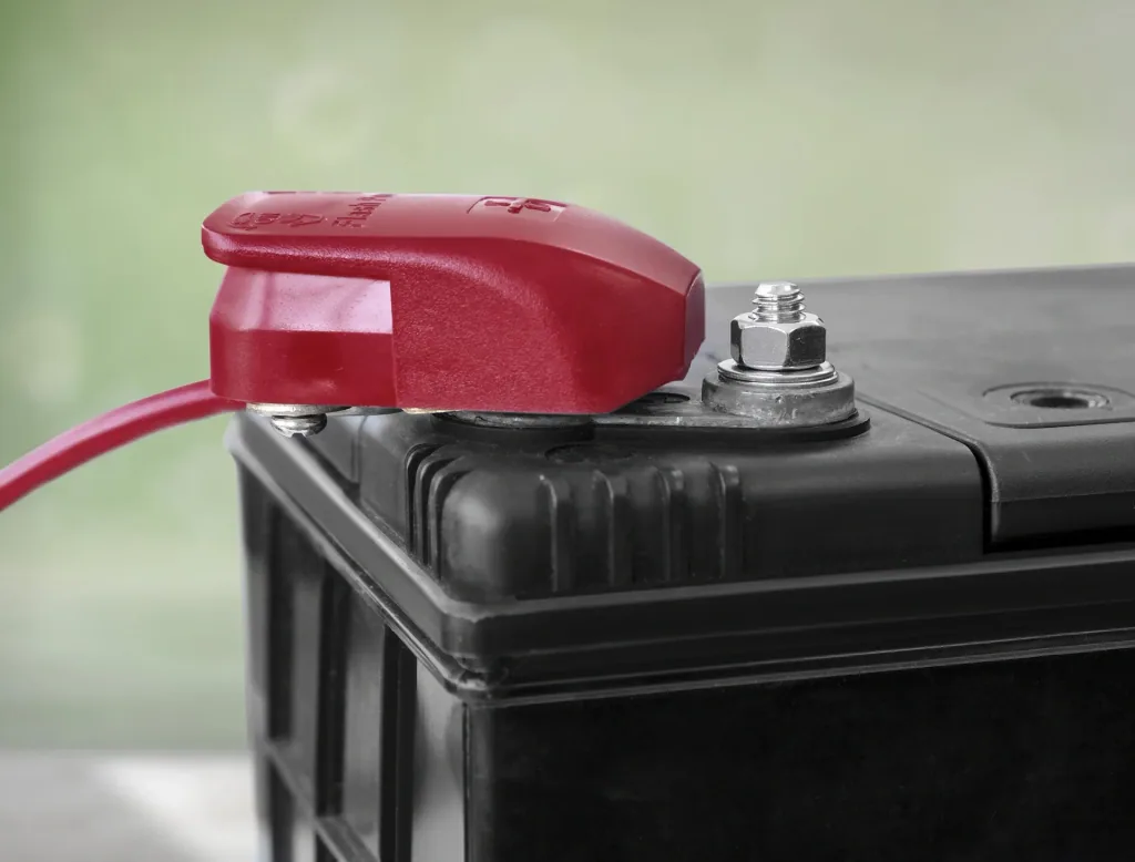 Battery quick connector