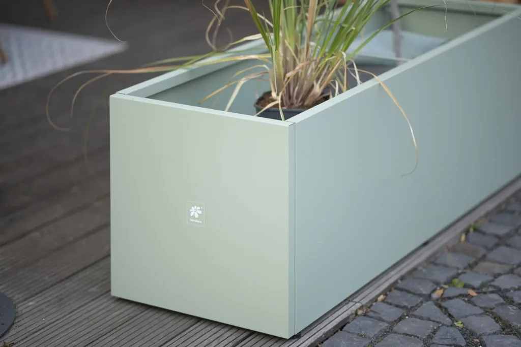 Planter 150 x 50 x 50 cactus green