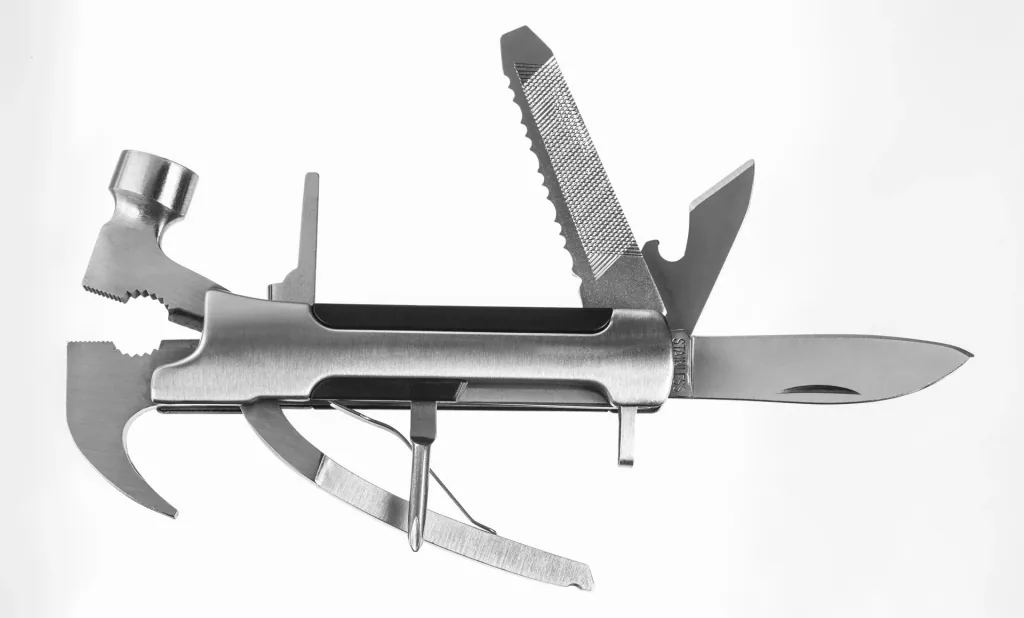 Multifunctional hammer