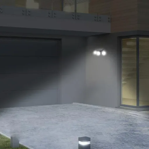 LED solar light with 3 adjustable light fields and motion detector