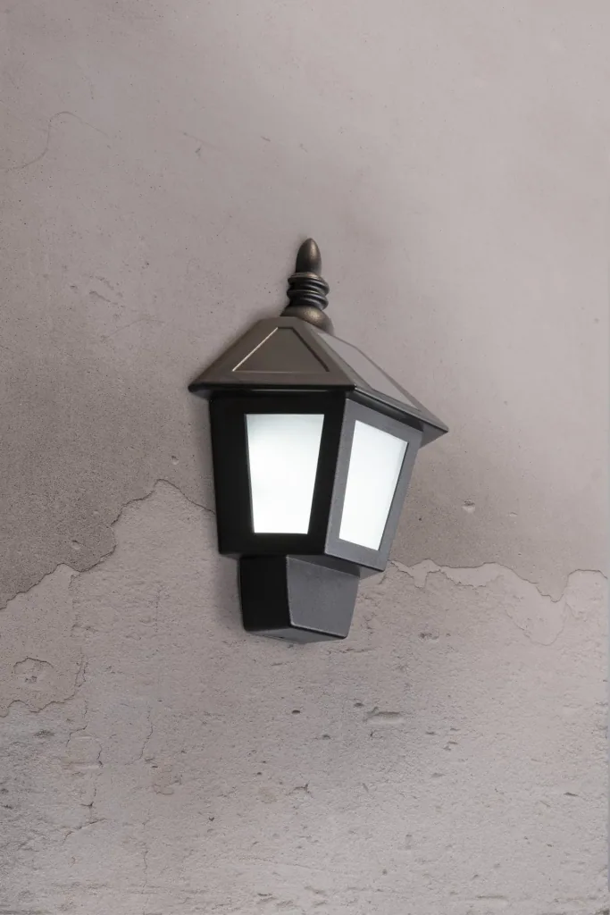 Solar wall light 2-in-1