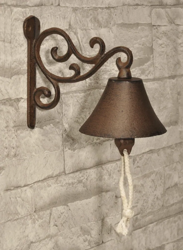 Doorbell, cast iron, with wall bracket