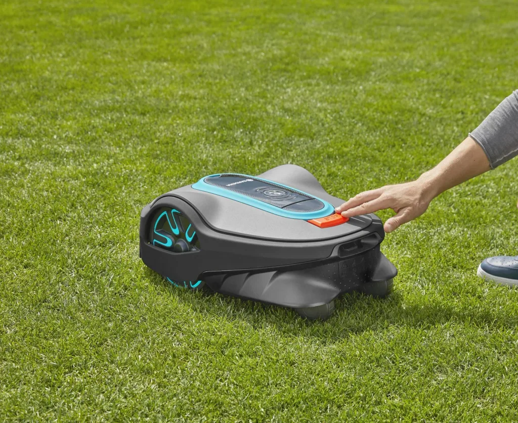 Robotic lawnmower smart SILENO life, 750 m² set