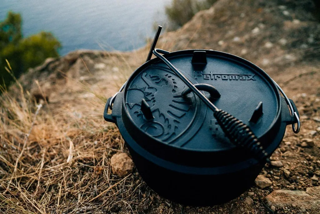 Dutch oven (9qt) flat bottom (without feet)