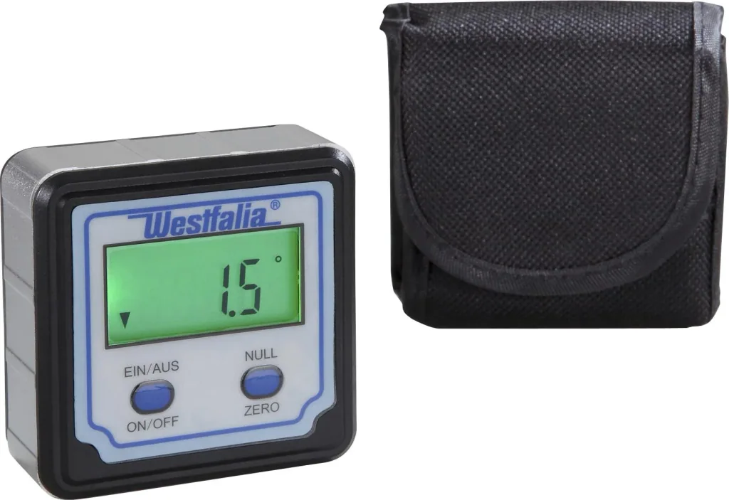 Digital angle measuring device