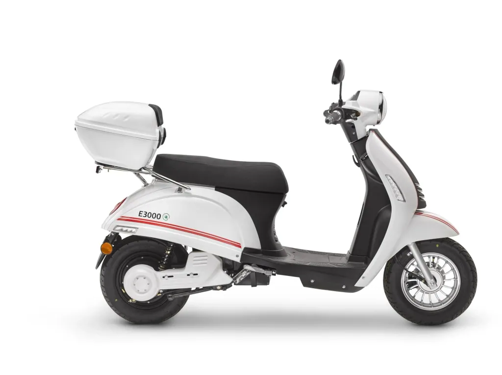 E-scooter Luxxon E3000, 45 km/h (moped class), white
