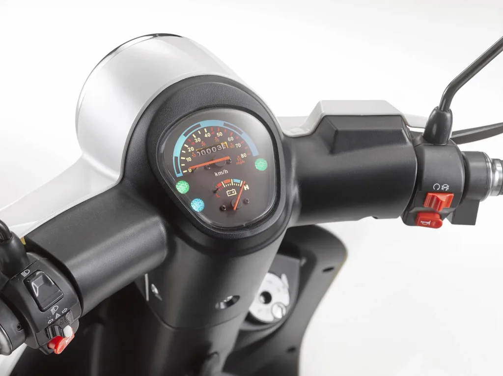 E-scooter Luxxon E3000, 45 km/h (moped class), white