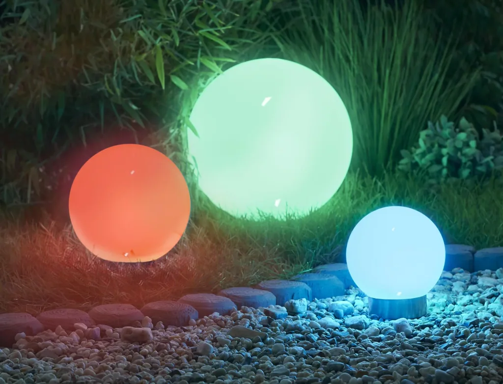 Solar ball with white and color changing LED - 30cm