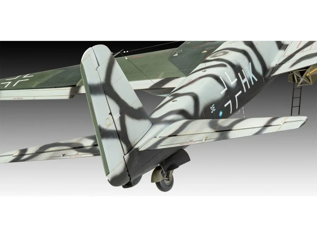 Junkers Ju188 A-2 "Avenger" model kit