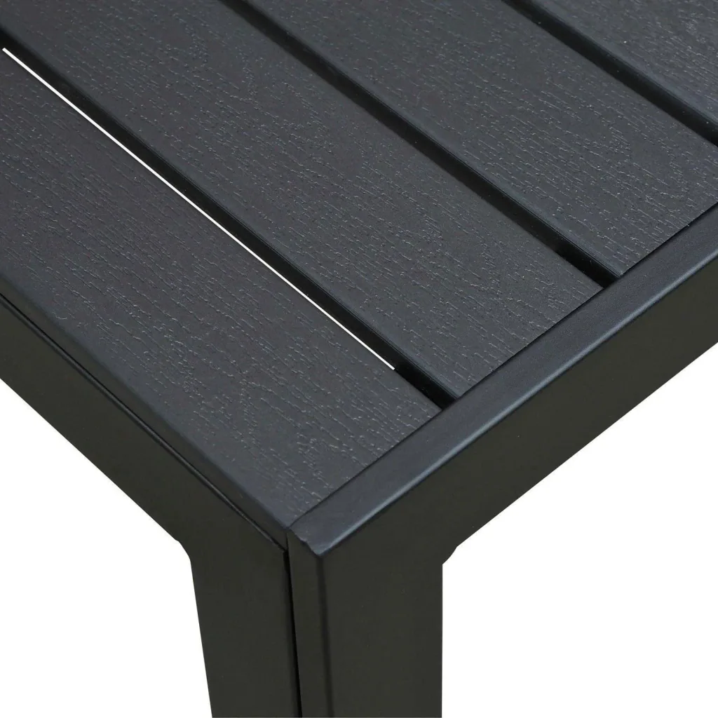 Garden table with aluminum frame