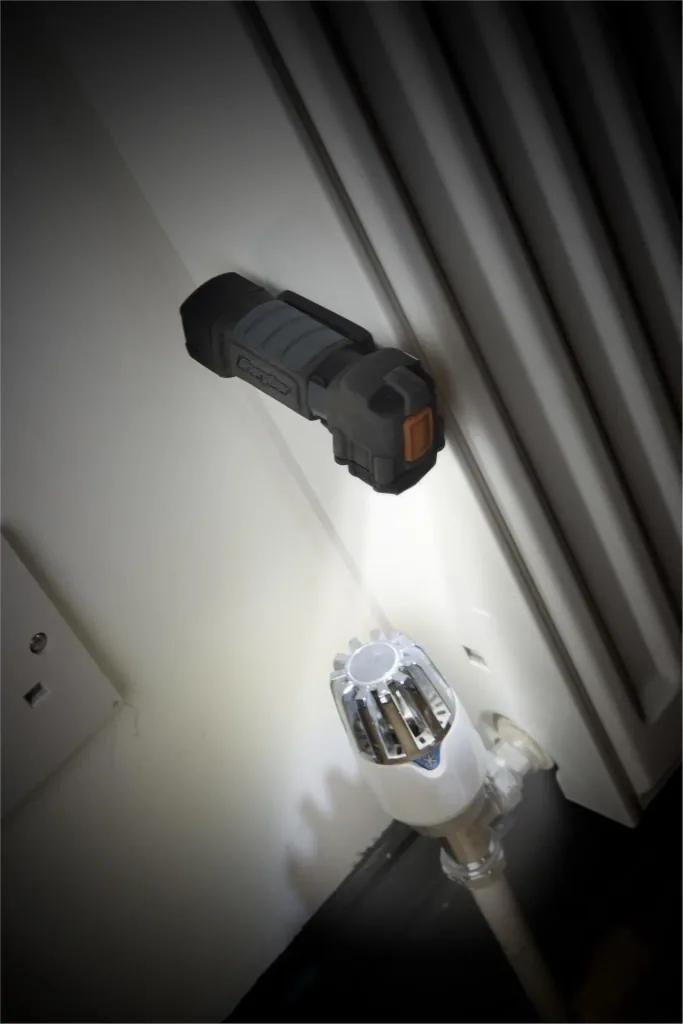Multifunctional flashlight "Hardcase Professional"