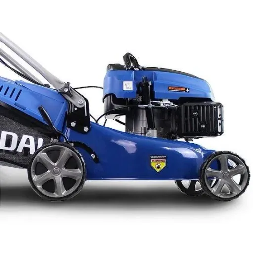 Self-propelled lawn mower with 139cc OHV four-stroke petrol engine 42cm