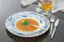 Soup tureen 2 l in onion pattern