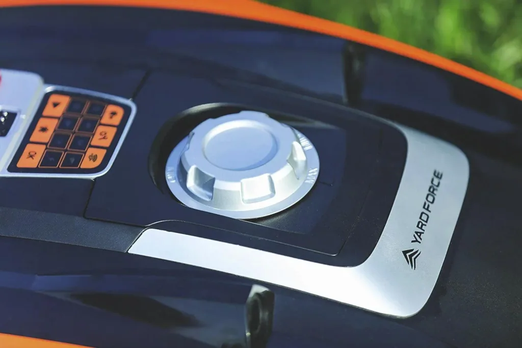 Robotic lawnmower Compact 400RiS - up to 400 m²
