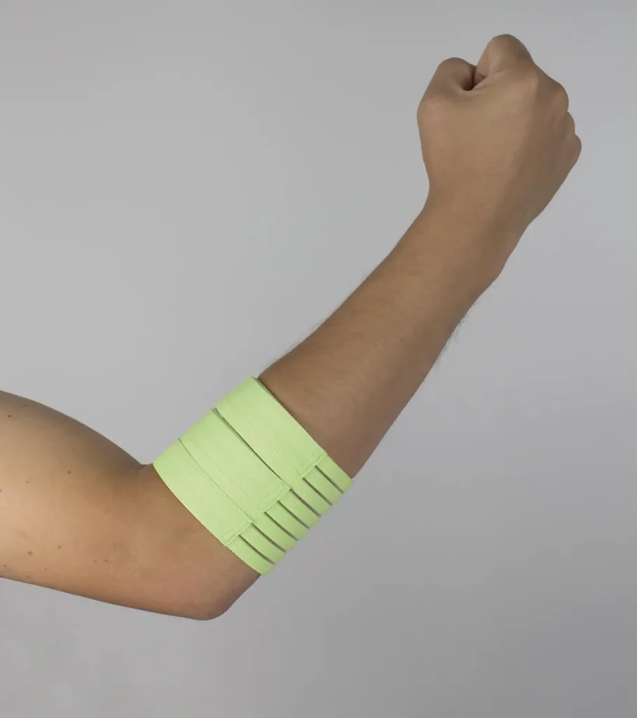 Elbow support made from recycled plastic