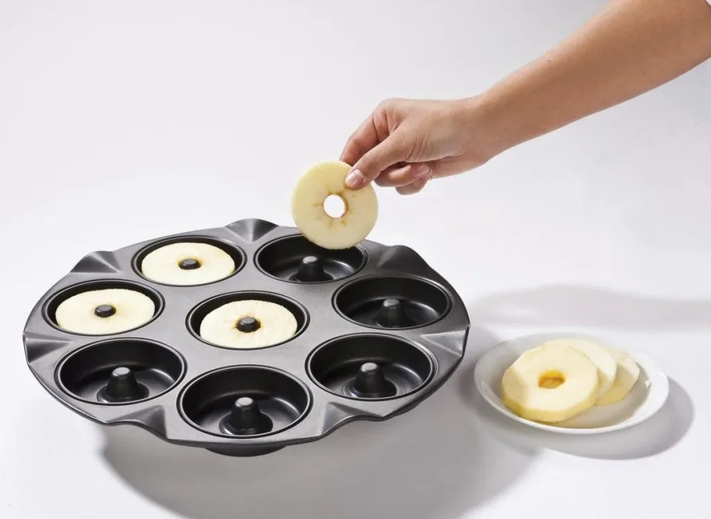 Apple fritter baking tray for 8 cakes, Ø 33 x 3 cm