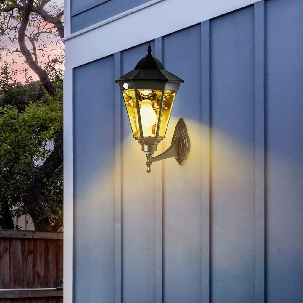 Solar wall light - Black - 23 x 26 x 47 cm