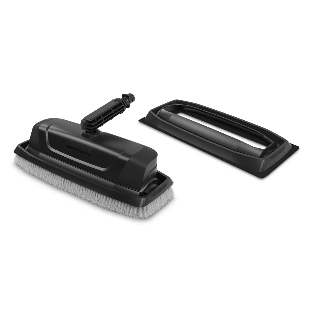 Facade and glass cleaning attachment