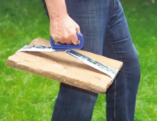 Plate lifter - simply grabs everything