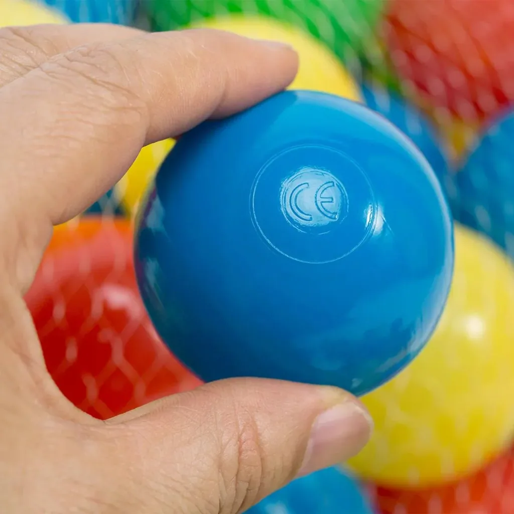 Ball pit for children