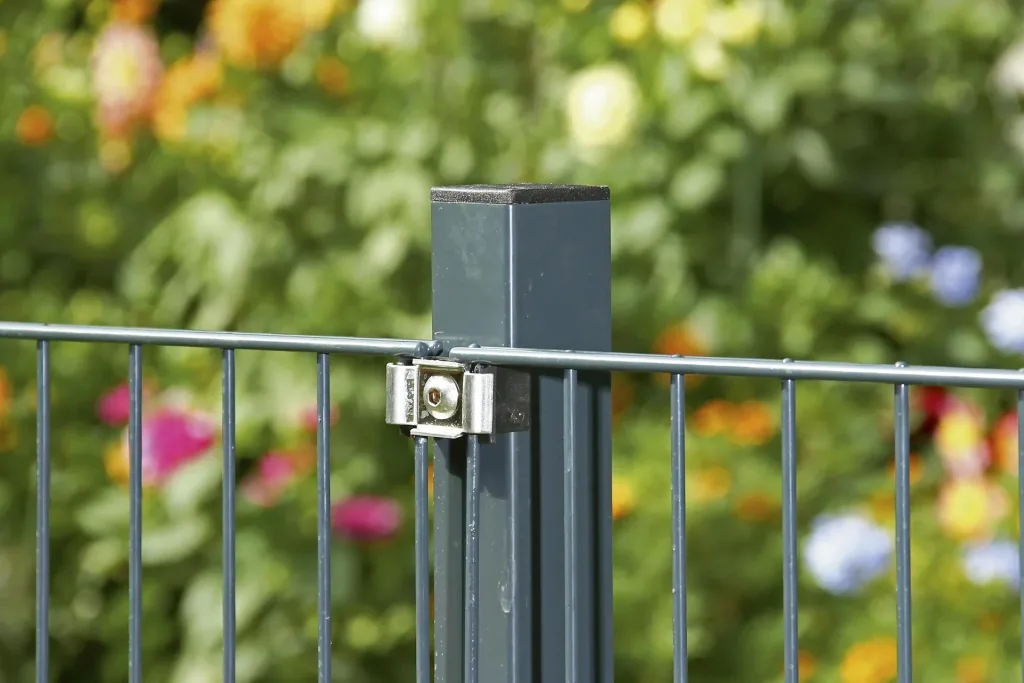 Double rod mesh fence complete set, green, height 120 cm, length 26 m