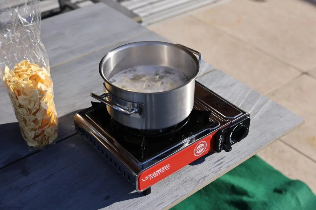 Compact gas table cooker Premium RS 220 with integrated cartridge compartment