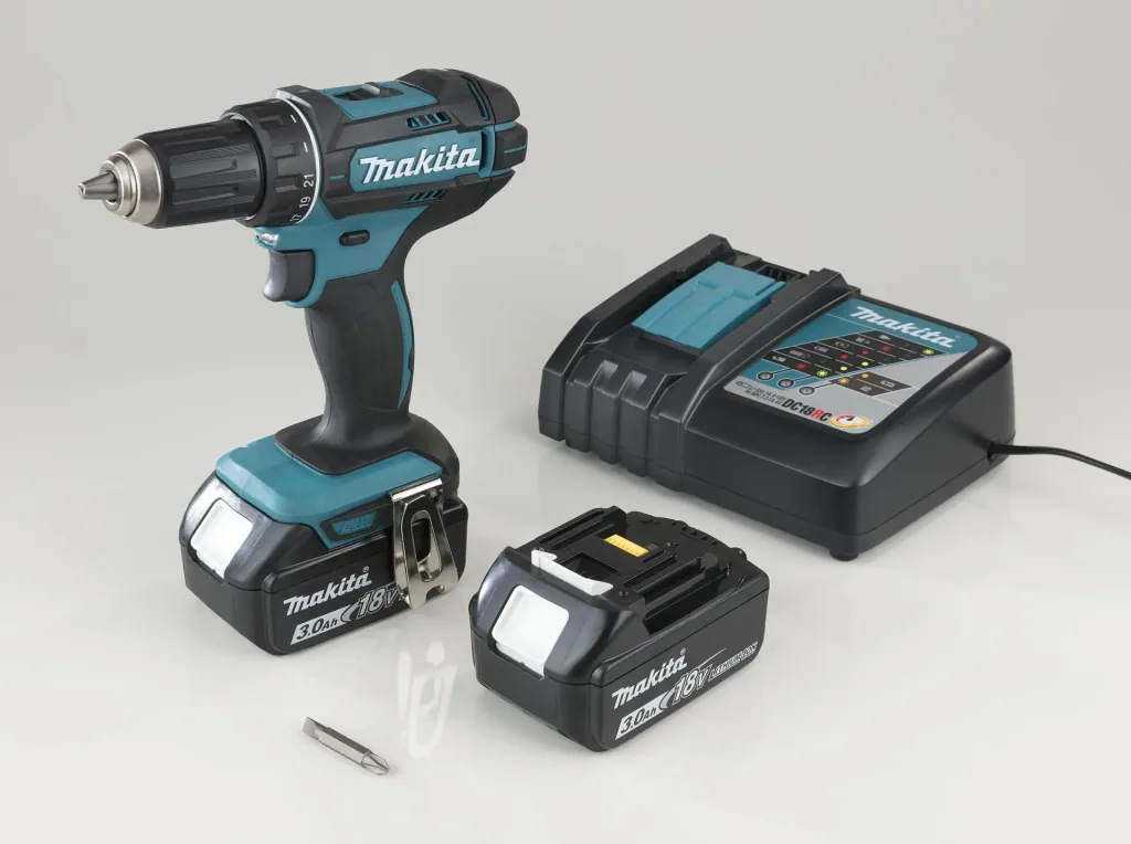 Cordless drill driver 18 Volt / 3.0 Ah DDF482RFJ