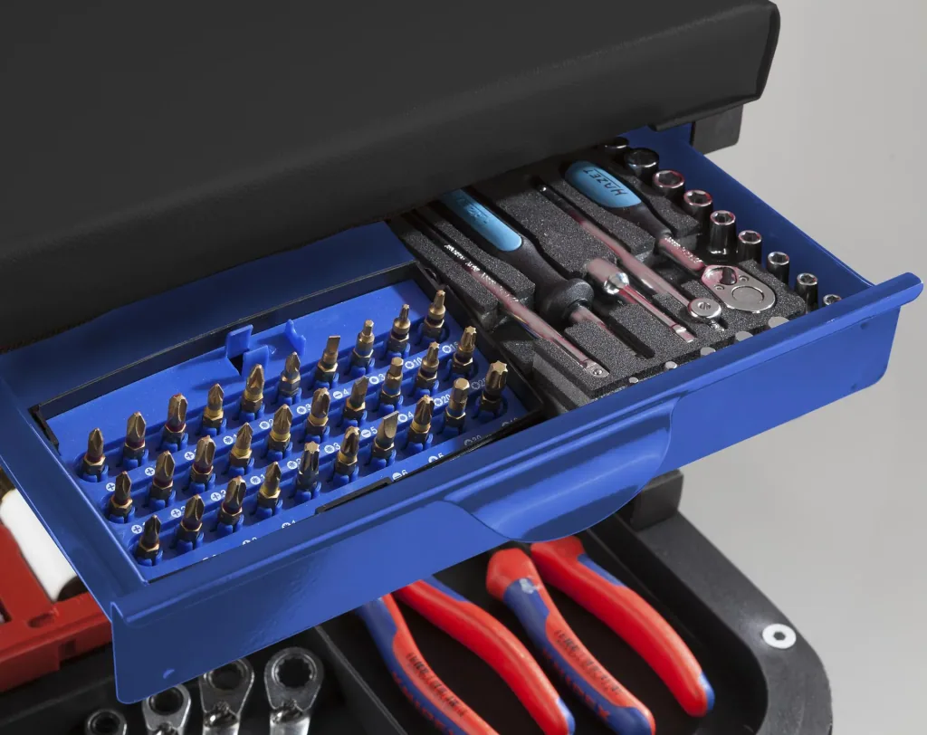 Rolling seat with drawer