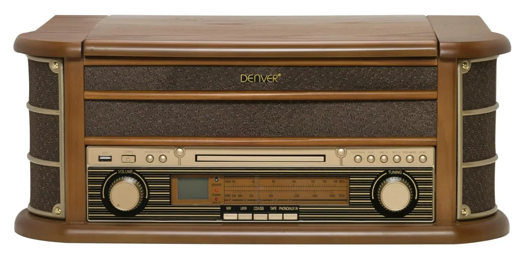 Retro record player with USB, CD, radio, cassette and speakers