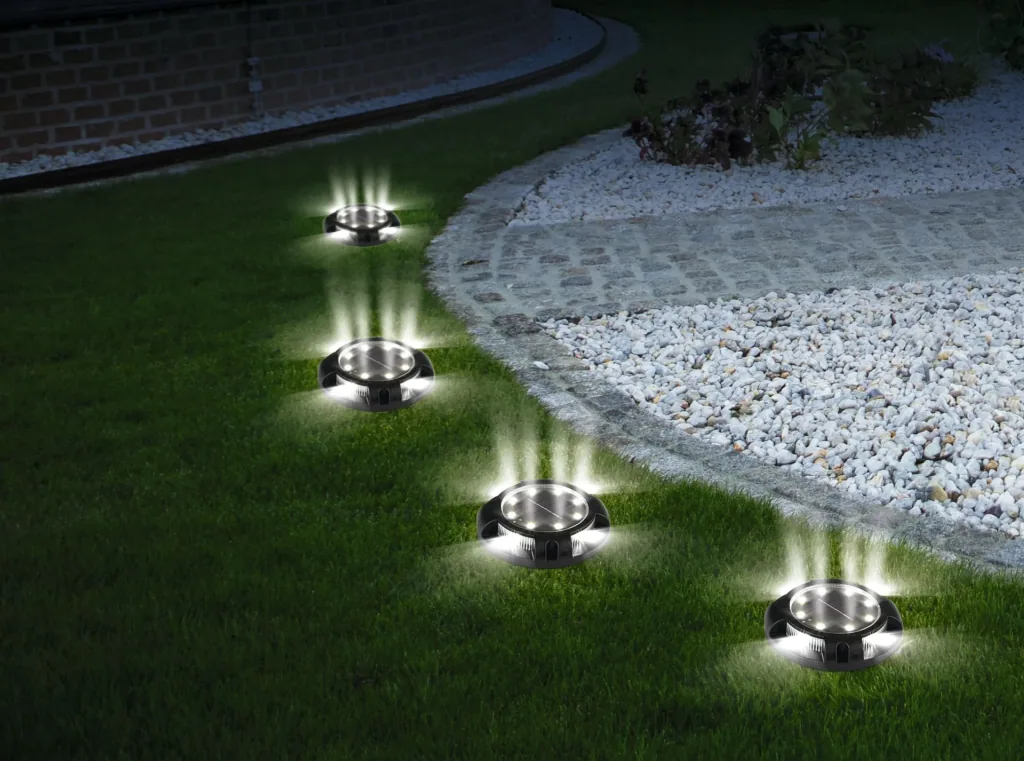 Set of 4 solar floor lights with twilight sensor