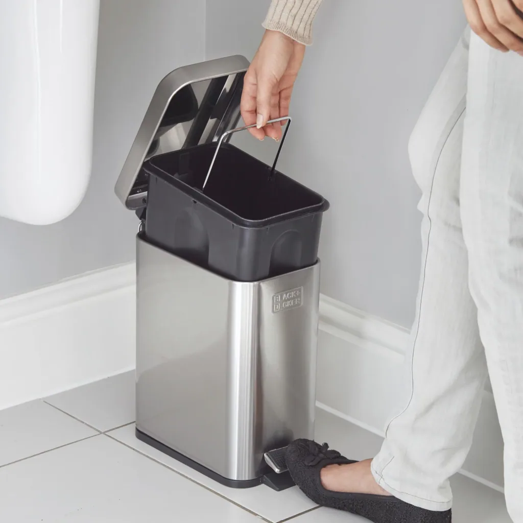 Stainless steel pedal bin, 5L