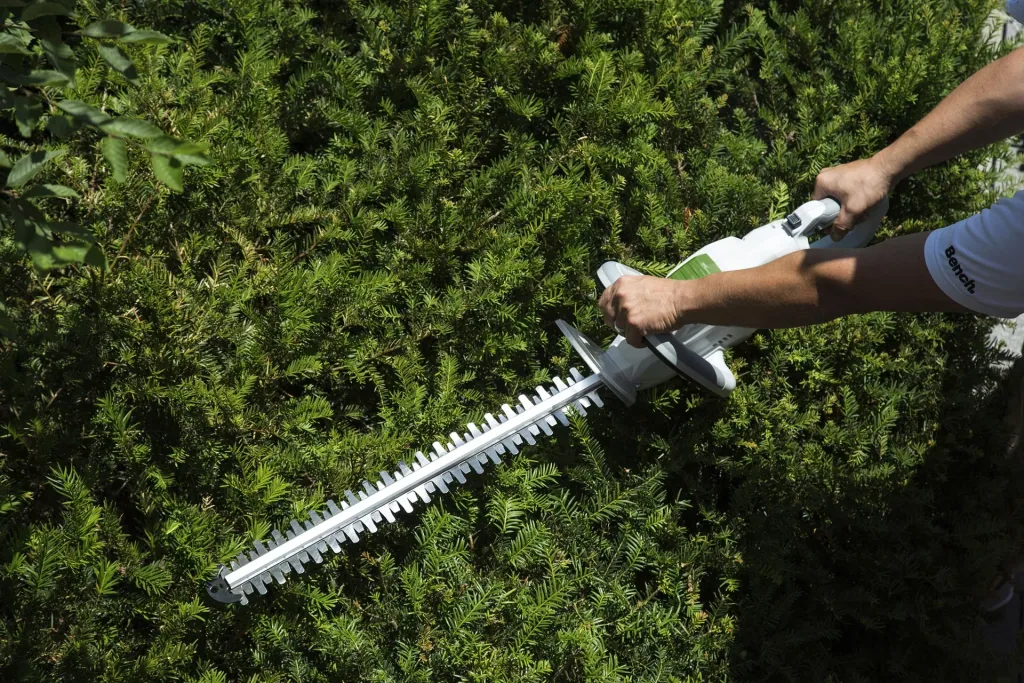 Cordless hedge trimmer "IAHS 40-5425"
