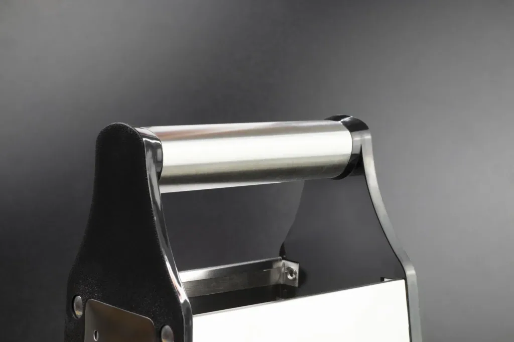 Square grater, "RazorTech"