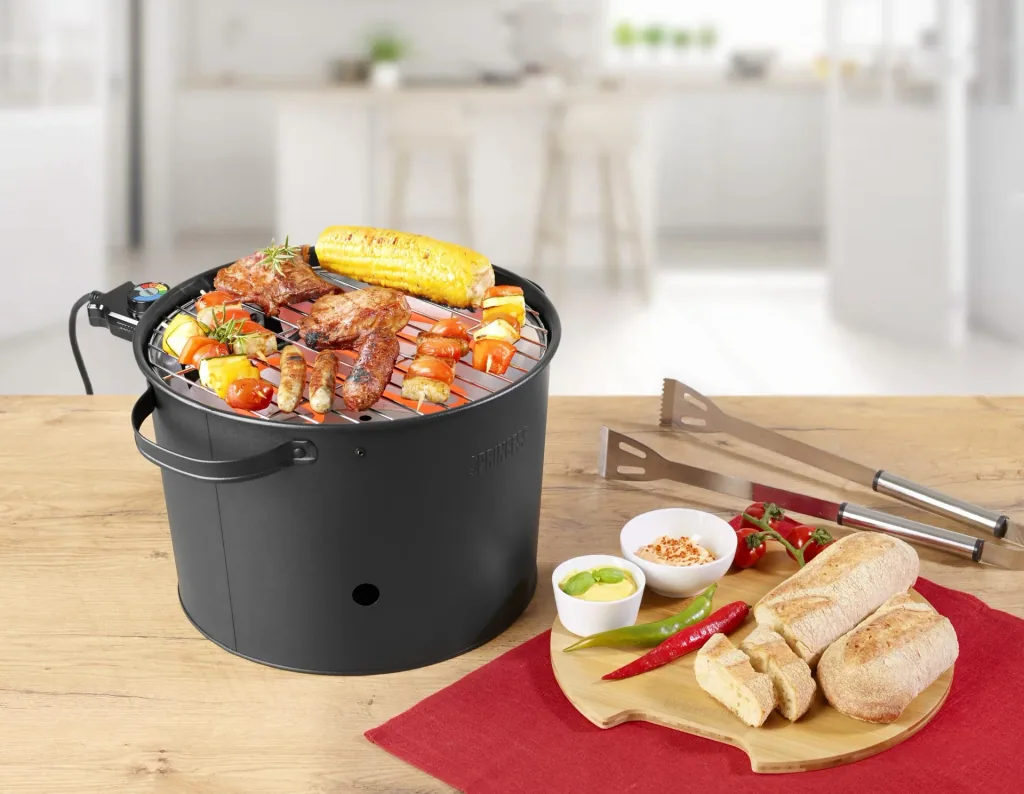 2-in-1 hybrid electric and charcoal grill, 1400 watts
