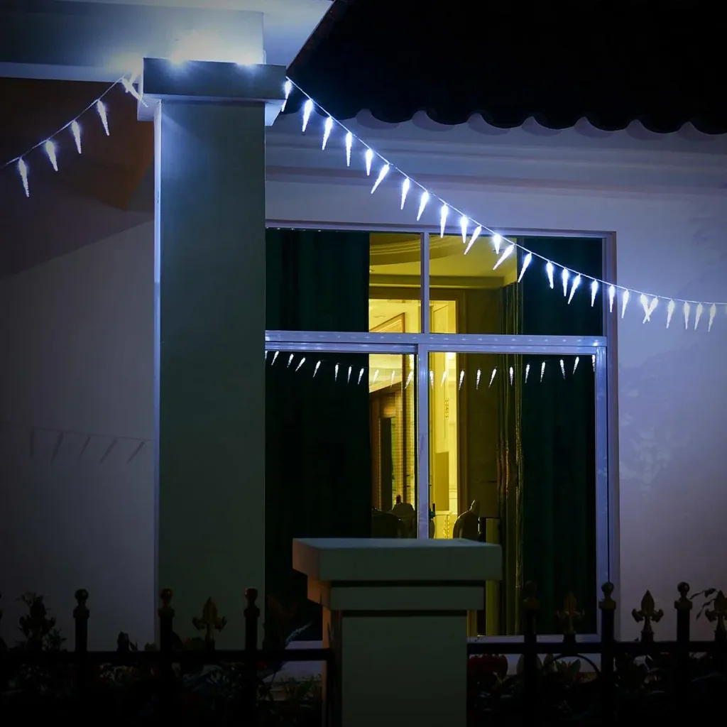 Icicle Christmas lights - festive lights - 80 LEDs - 13 m - bright white