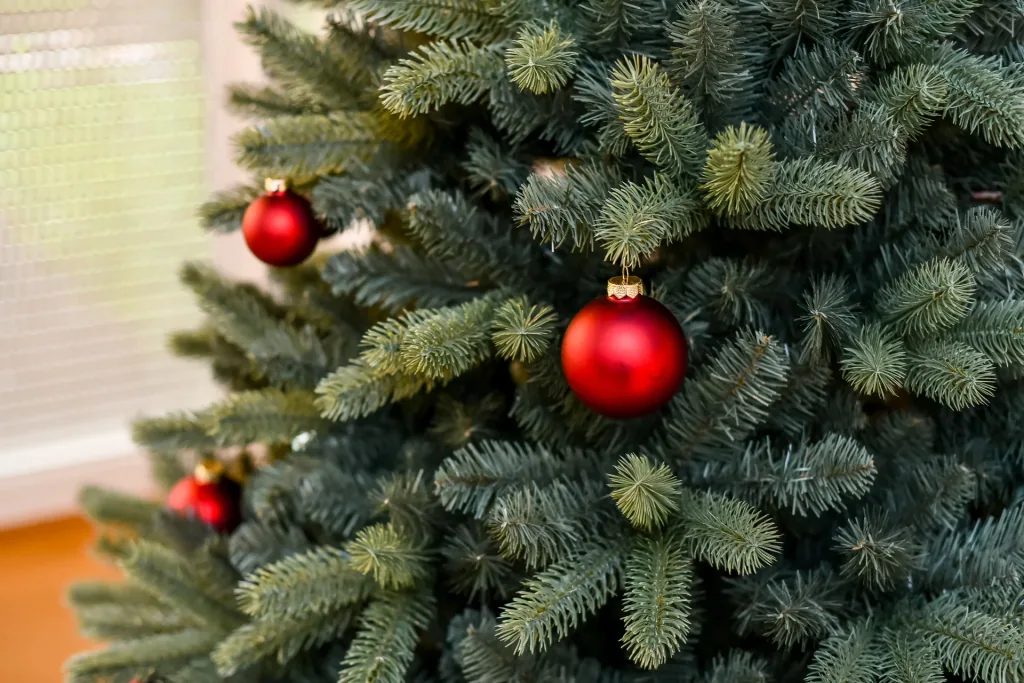 Artificial Christmas Tree Vermont Spruce