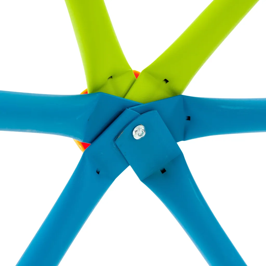 Geodome climbing tower
