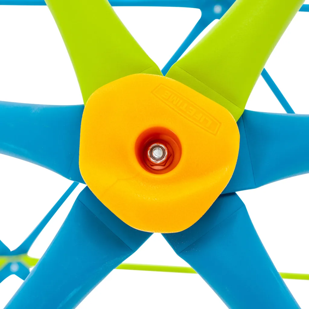 Geodome climbing tower