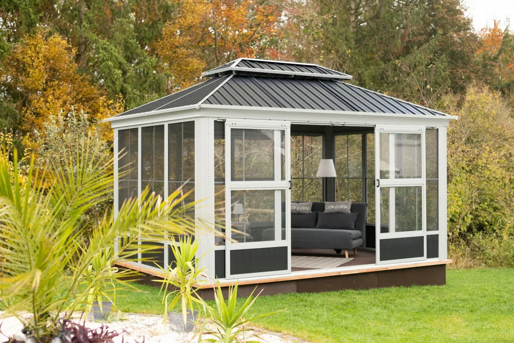 Pavilion Winter Garden Olan 1014