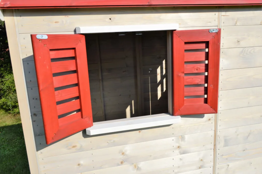 Gecko playhouse