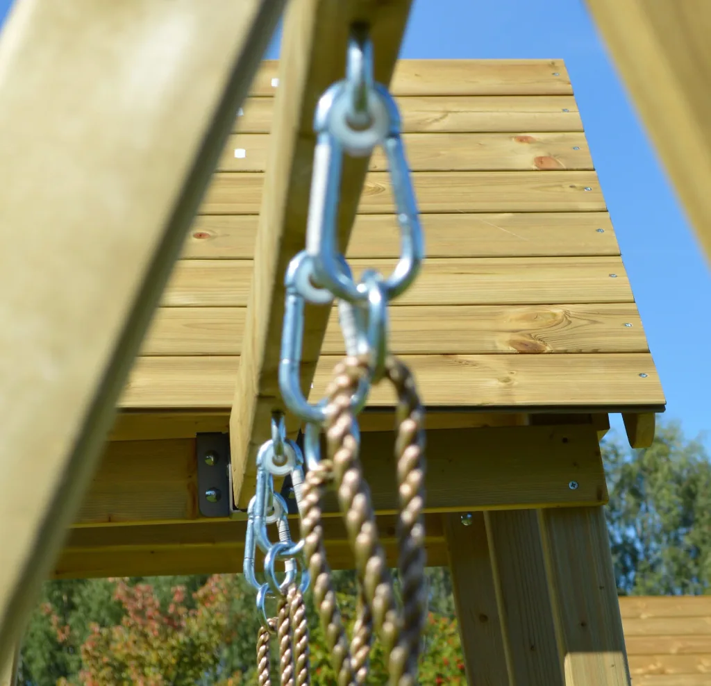 Salamander play tower